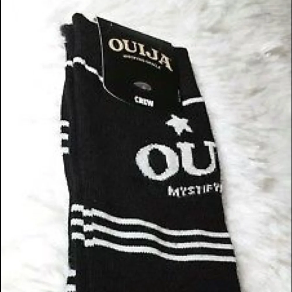 ☄Bioworld Hasbro 2018 Quija Board Game Socks